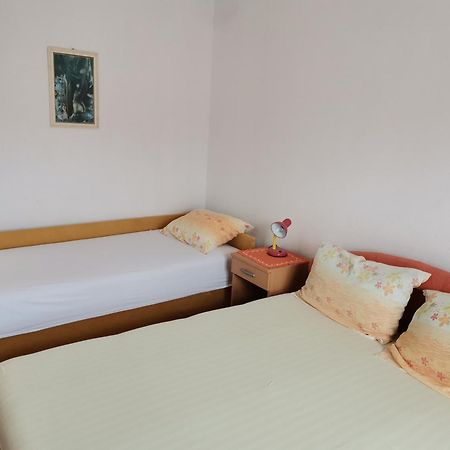 Apartments Radonic Hvar Town Habitación foto